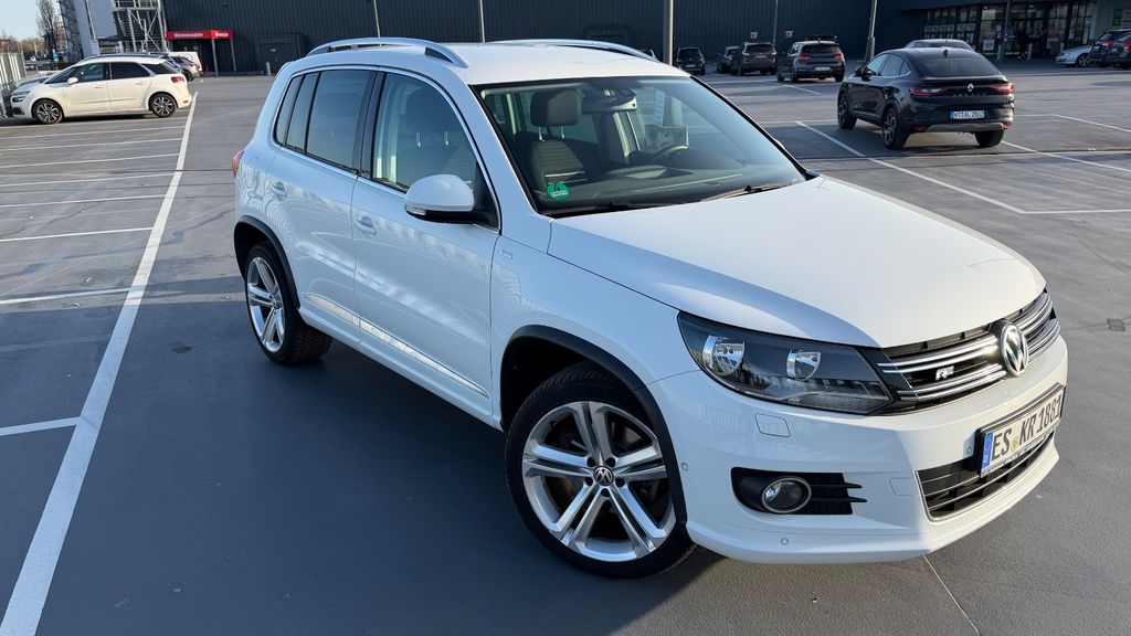 VW Tiguan 65.052 km 12.900 &euro; Leinfelden-Echterdingen 70771
