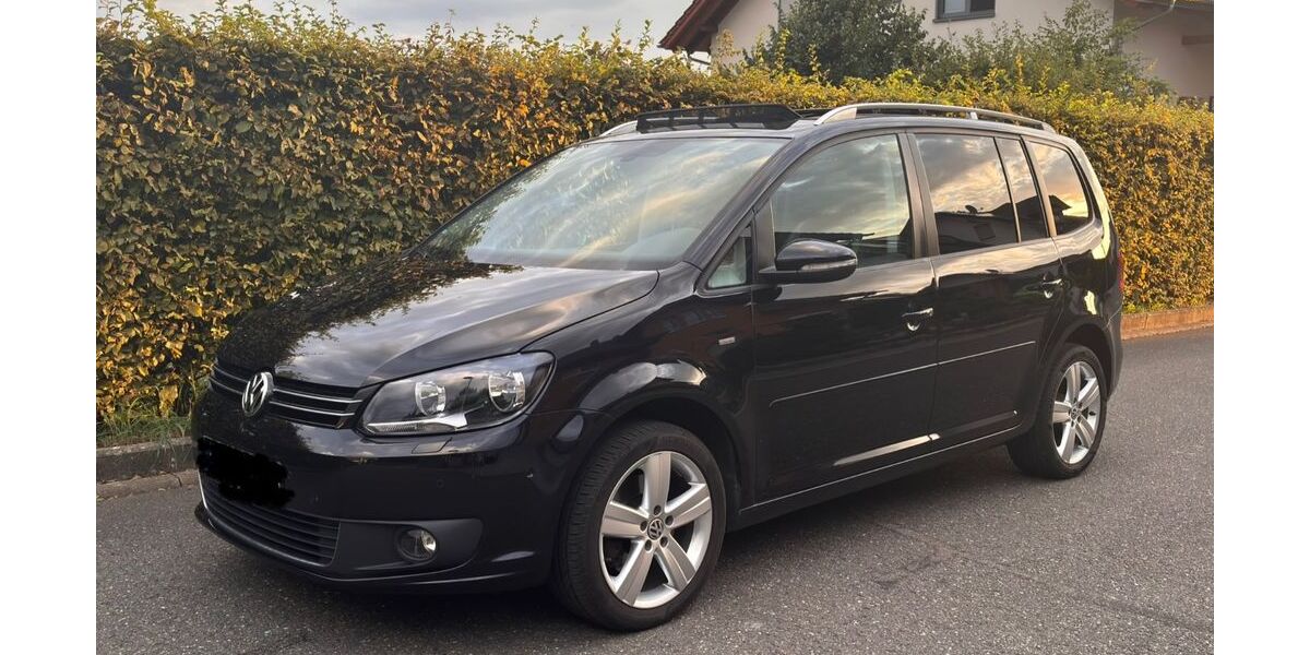 VW Touran 139.000 km 10.300 &euro; Assamstadt 97959