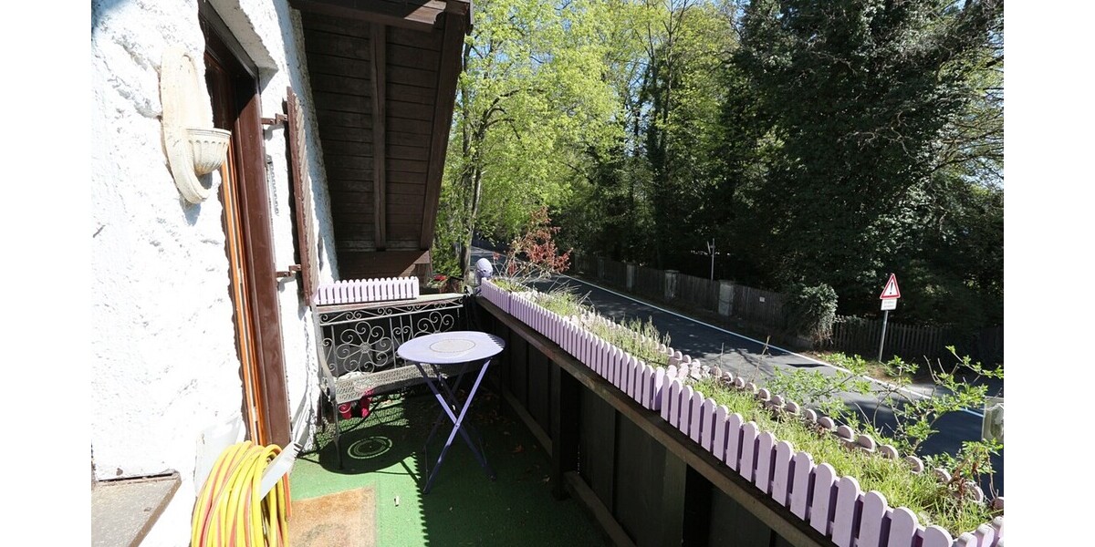 !! RARITÄT am SEE !! idyllisches JUWEL * 4-Zimmer-Dachgeschosstraum * Balkon und Gartennutzung * - Dachgeschoßwohnung Starnberg | Angebot:26551172