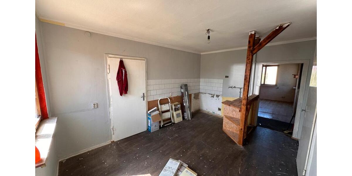 Mehrfamilienhaus, Wohnhaus Rudolstadt - 11 Zimmer, 240 m&sup2;, 189.000&euro; | Angebot:26325696