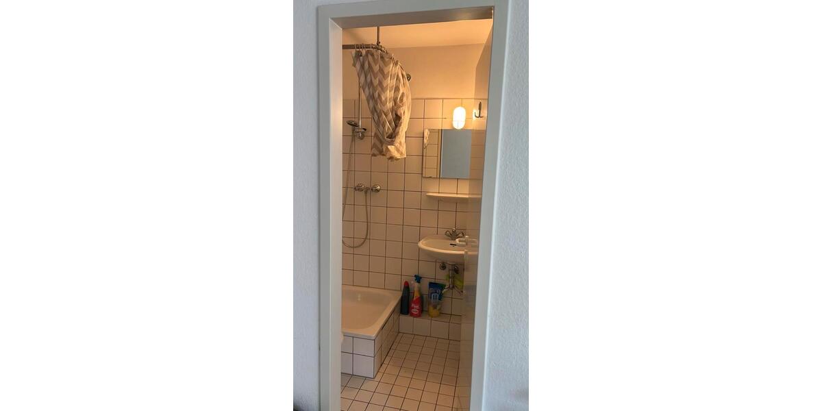 Etagenwohnung Aachen Aachen-Mitte - 1 Zimmer, 20 m&sup2;, 300&euro; | Angebot:26675478