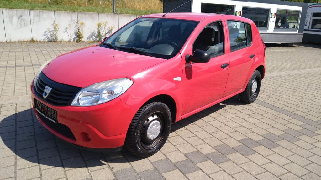 Dacia Sandero 78.900 km 2.100 &euro; Itzgrund 96274