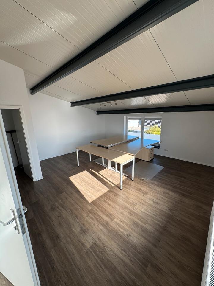 Modernes Helles Büro in Seevetal 63qm zimmer