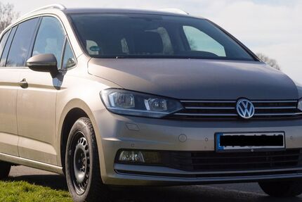 VW Touran 125.000 km 15.000 &euro; Olching 82140