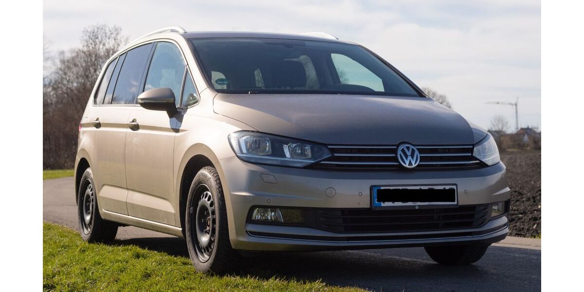 VW Touran 125.000 km 15.000 &euro; Olching 82140