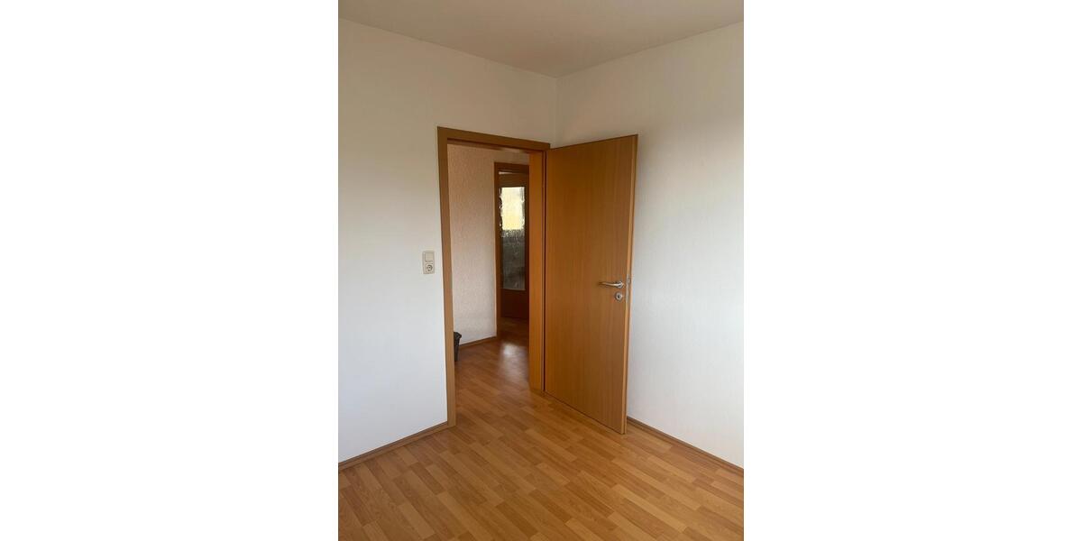 Etagenwohnung Stockheim - 4 Zimmer, 90 m&sup2;, 595&euro; | Angebot:26326238
