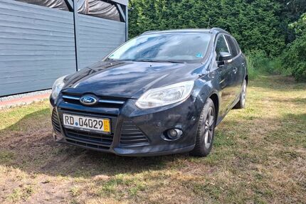 Ford Focus 262.000 km 2.699 &euro; Bokel 24802