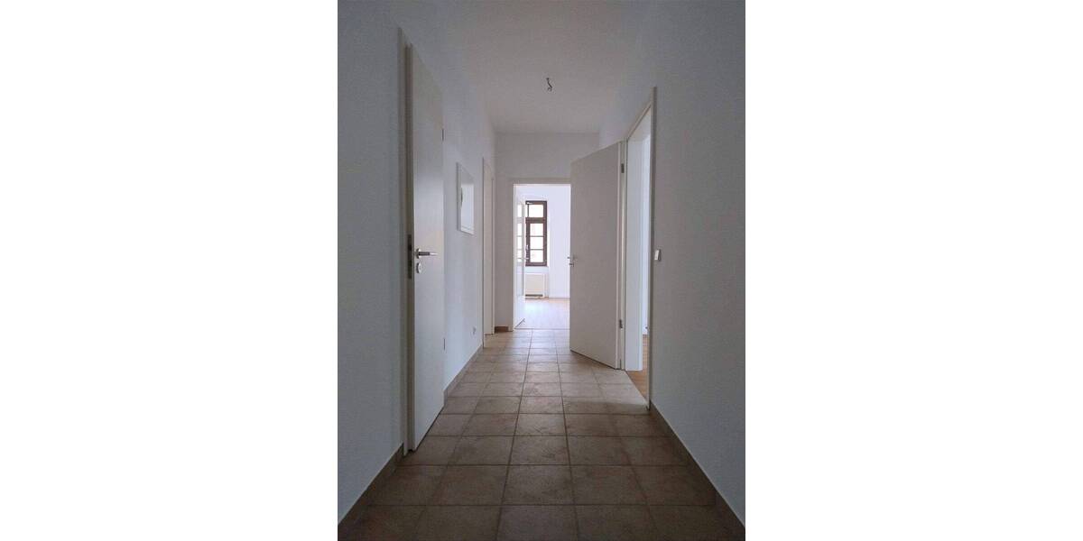 Etagenwohnung Bautzen - 4 Zimmer, 113 m&sup2;, 905&euro; | Angebot:26786928