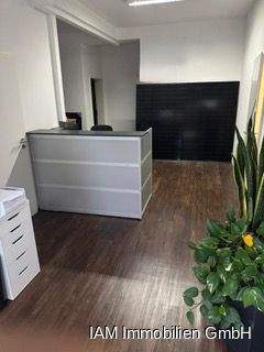 Gewerbeobjekt Bruchköbel - 4 Zimmer, 88 m&sup2;, 900&euro; | Angebot:23942167