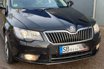 Skoda Superb 165.128 km 5.600 &euro; Saarbrücken 66131