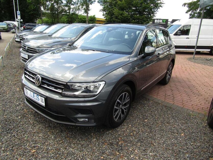 VW Tiguan 132.599 km 19.990 € Emmerich am Rhein 46446
