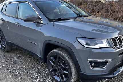 Jeep Compass 92.500 km 18.700 &euro; Berg 88276