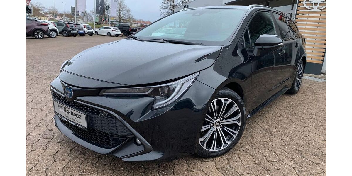 Toyota Corolla 54.600 km 23.990 &euro; Hildesheim 31137
