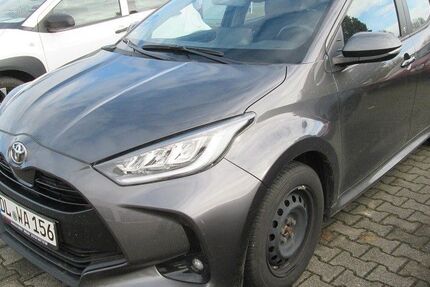 Toyota Yaris 11.522 km 17.900 € Döbeln 04720