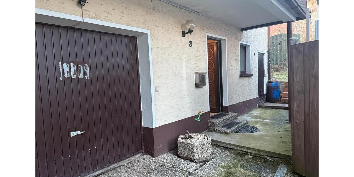 Einfamilienhaus Moringen - 5 Zimmer, 180 m&sup2;, 980&euro; | Angebot:25286187