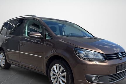 VW Touran 140.239 km 13.799 &euro; Ribnitz-Damgarten 18311