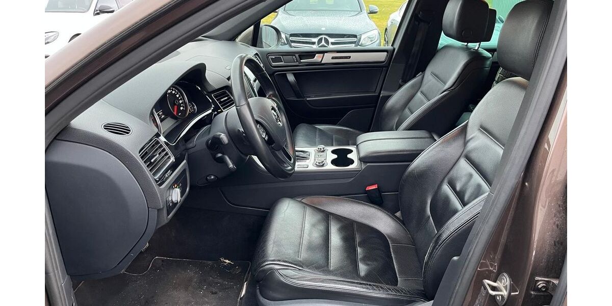 VW Touareg 218.000 km 13.500 &euro; Hünfeld 36088