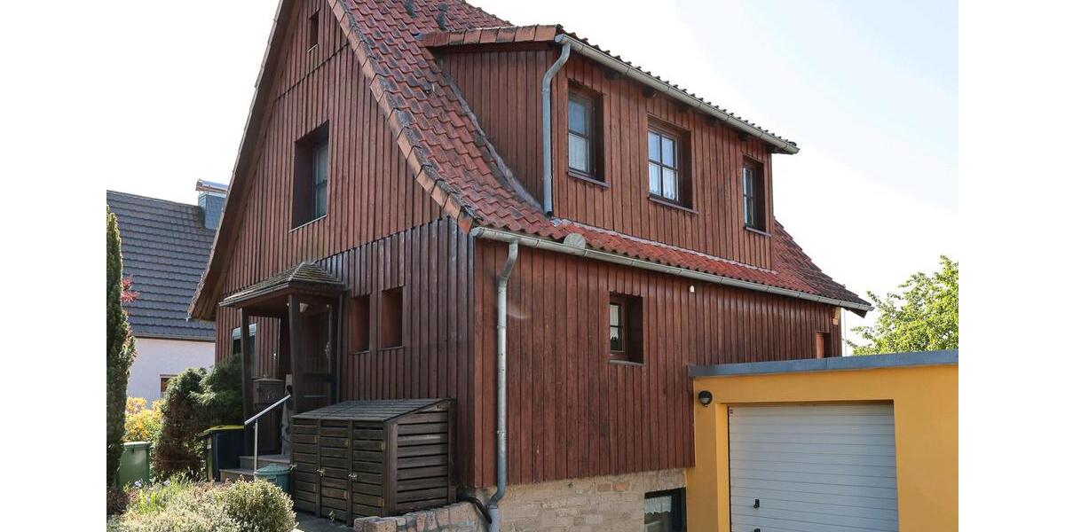 Einfamilienhaus Osterode am Harz - 7 Zimmer, 135 m&sup2;, 270.000&euro; | Angebot:27126849