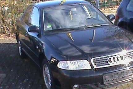 Audi A4 293.900 km 999 &euro; Schale 48496