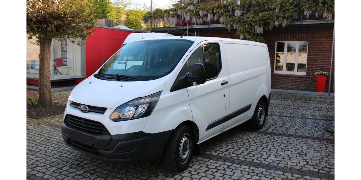 Ford Transit Custom 226.341 km 6.490 &euro; Lage 32791
