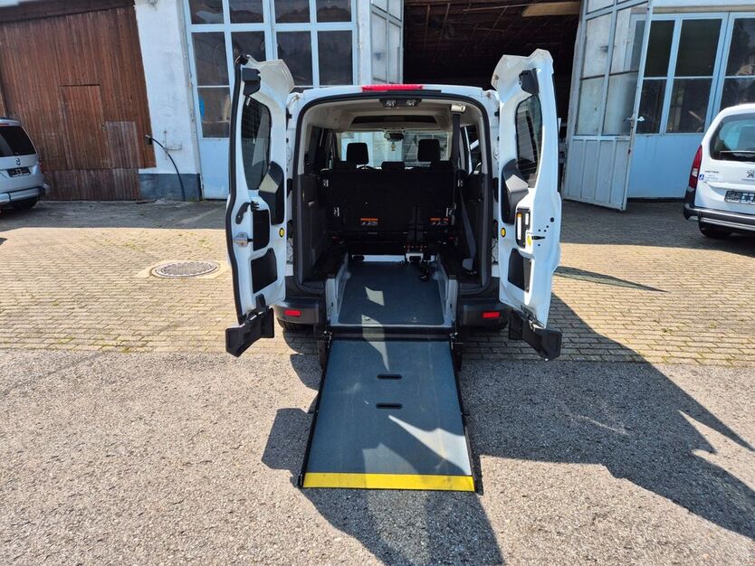 Ford Transit 102.500 km 25.500 € Sinsheim 74889