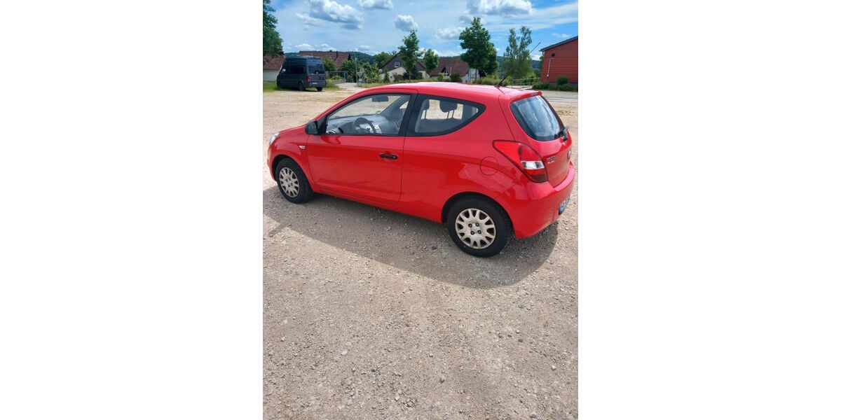 Hyundai i20 148.000 km 1.799 &euro; Neukirchen 92259