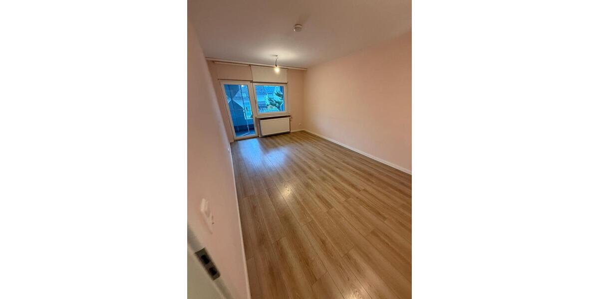 Etagenwohnung Flörsheim am Main - 3 Zimmer, 85 m&sup2;, 1.150&euro; | Angebot:26682810