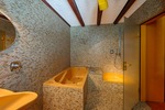 928 m² Grundstück, Charmantes Fachwerkhaus mit Ausbaureserve - Wohnen & Arbeiten unter einem Dach - Bauernhaus, Landhaus Reutlingen Rommelsbach | Angebot:24690906