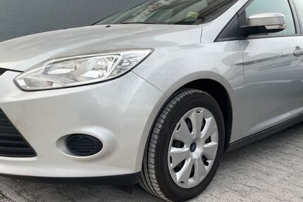 Ford Focus 140.974 km 4.900 &euro; Heilbronn 74080