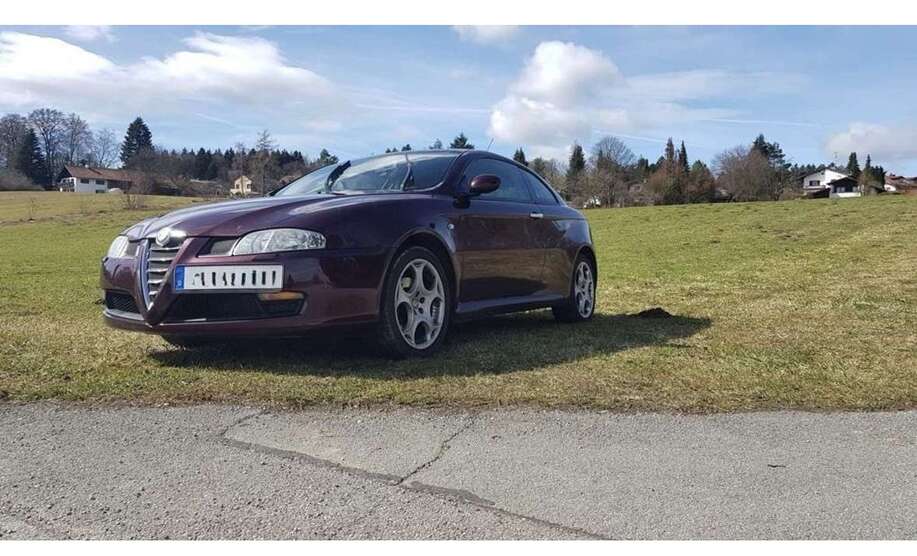 Alfa Romeo GT 205.000 km 1.090 € Düsseldorf 40547
