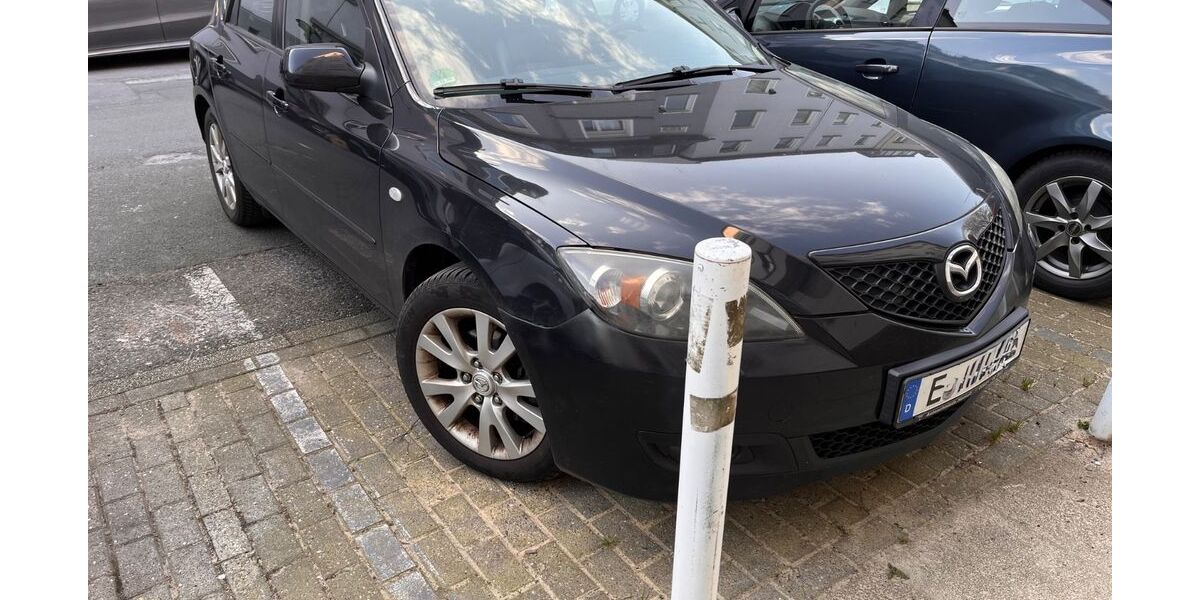 Mazda 3 227.000 km 950 &euro; Essen 45147