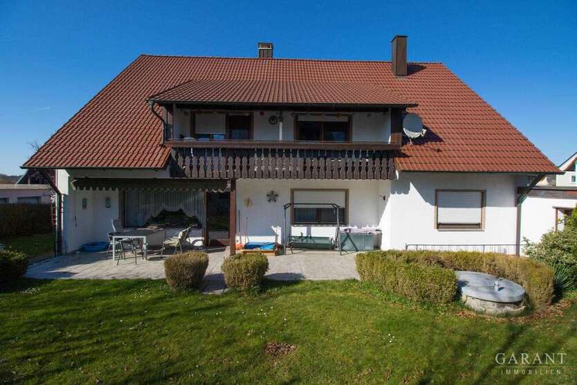 Haus zum Kaufen in Oberdachstetten 350.000 € 220 m²