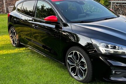 Ford Focus 83.000 km 12.600 &euro; Brandenburg 14774