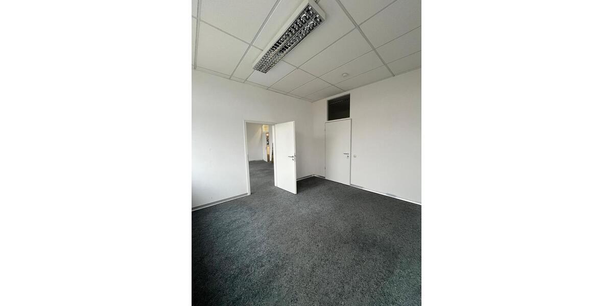 2 Büroräume in Puchheim Nähe München zu vermieten zimmer