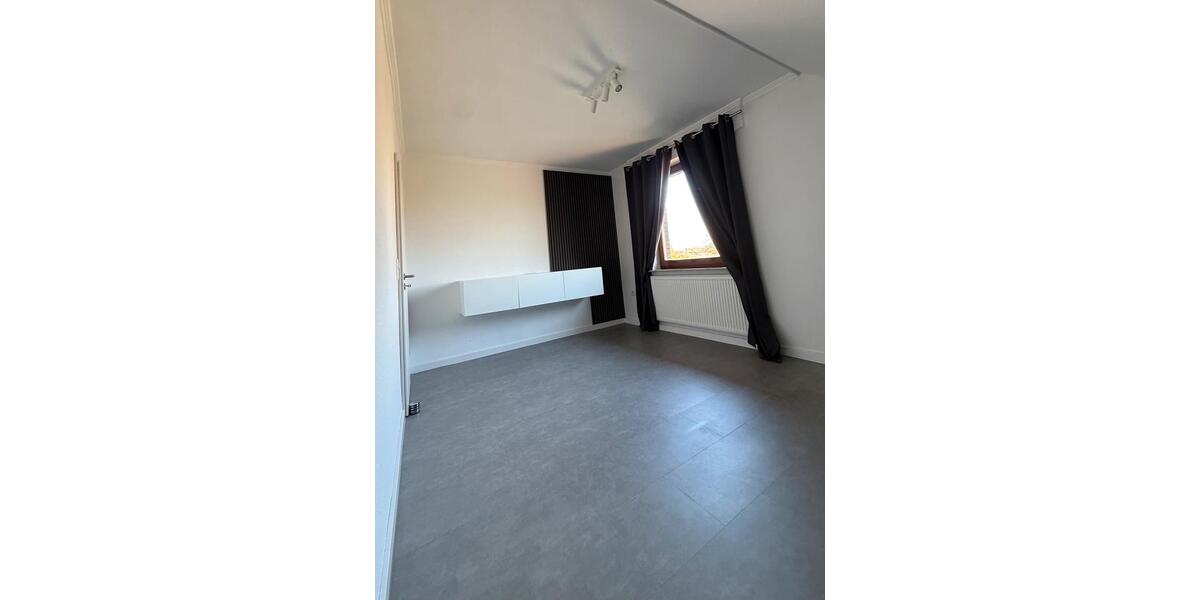 Etagenwohnung Friesoythe - 3 Zimmer, 100 m&sup2;, 750&euro; | Angebot:26691600