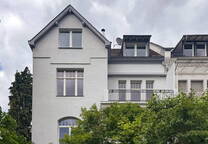 Exklusive AltbauWohnungPraxisKanzlei am Kurpark Wiesbaden-Sonnenberg - Stil, Charme und Top-Lage