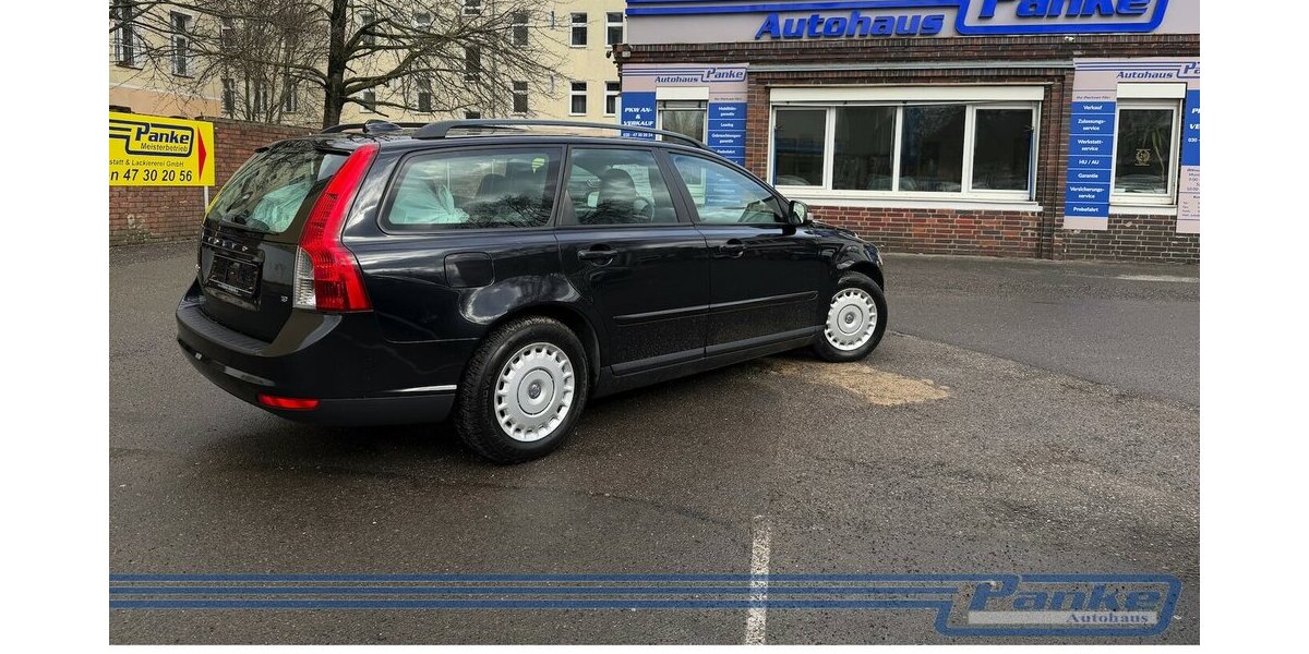 Volvo V50 1.8*Xenon*SKZ*Klima*Scheckheft*SR+WR* 306.037 km 2.200 &euro; Berlin 13187