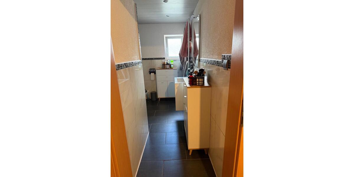 Doppelhaushälfte Haiger - 5 Zimmer, 166 m&sup2;, 70.000&euro; | Angebot:26483564