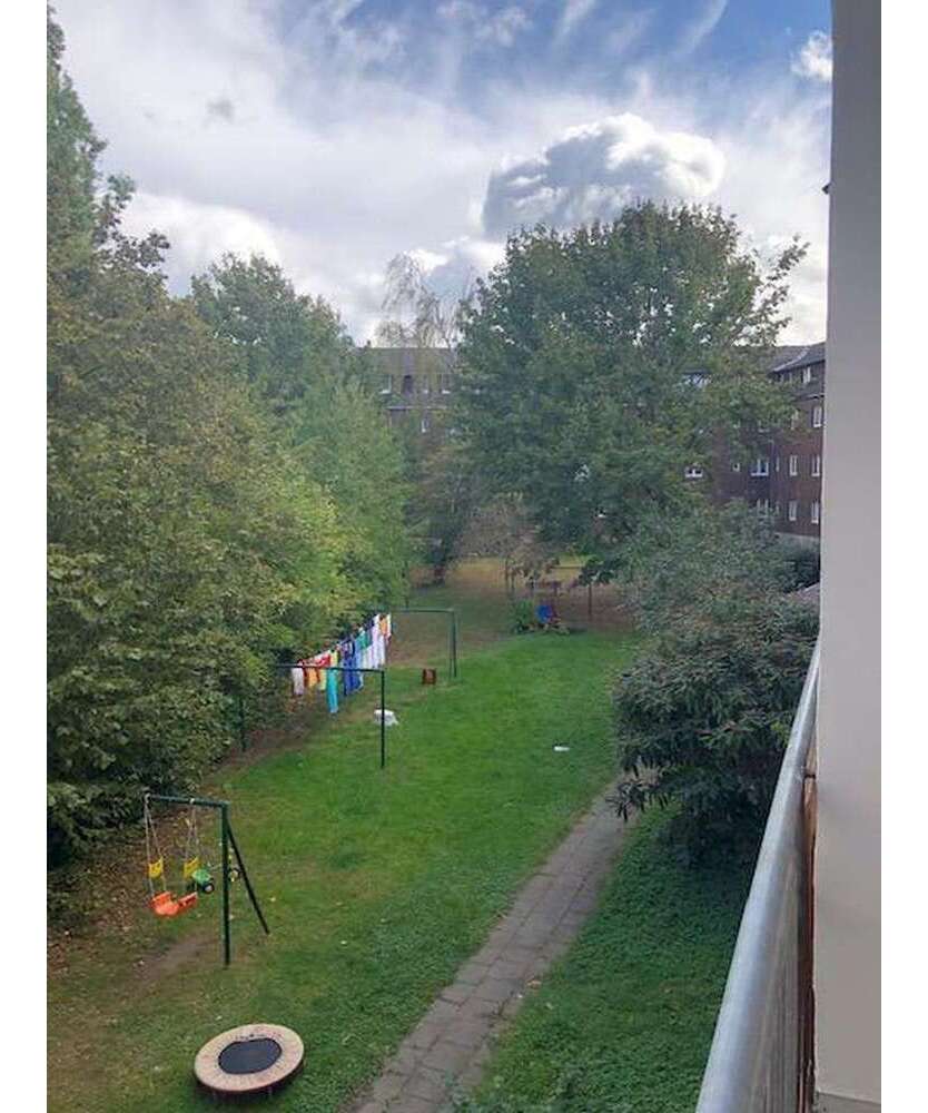 Wohnung zum Mieten in Leverkusen 633 € 67 m²