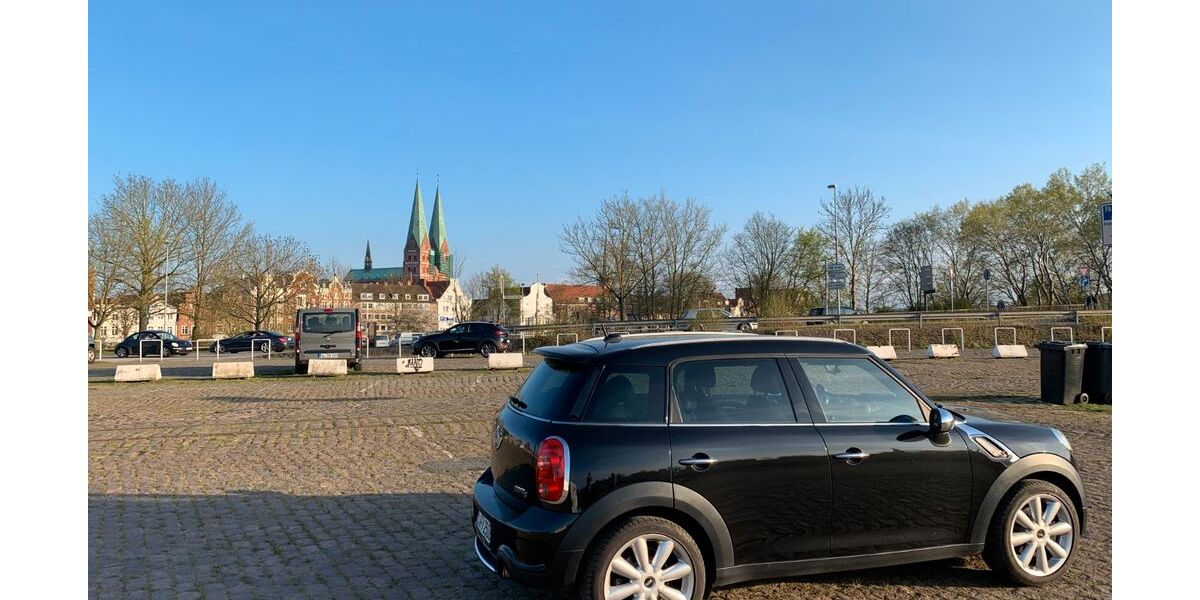 Mini Countryman S (Cooper) 116.000 km 7.400 &euro; Lübeck 23554