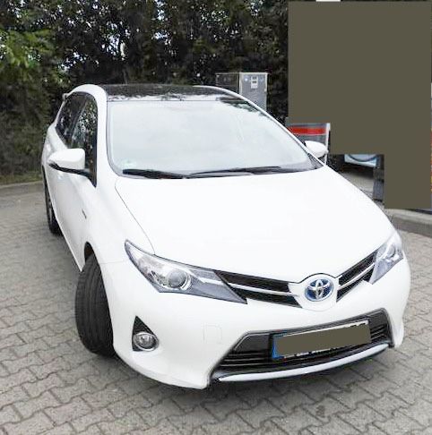 Toyota Auris 56.000 km 13.600 € Leipzig 04205