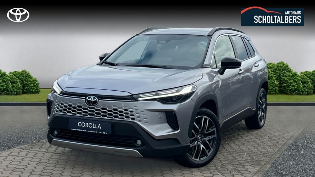 Toyota Corolla Cross 1.111 km 39.980 &euro; Leer 26789