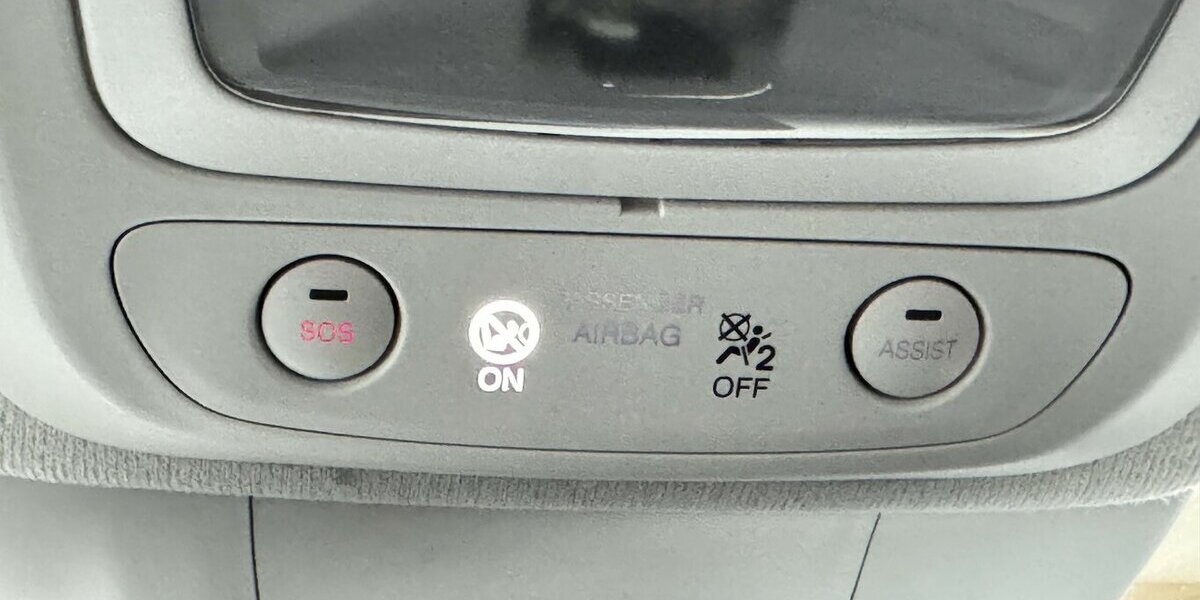 Fiat 500e Action Carplay Android Automatik 1.Hand 11.600 km 12.600 &euro; Lich 35423