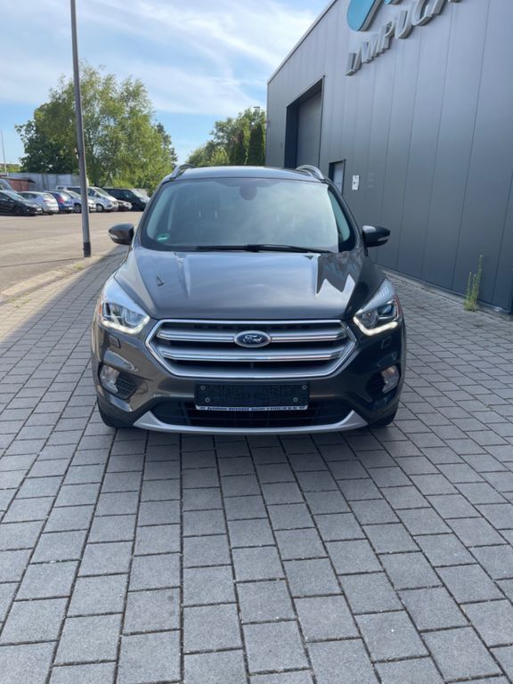 Ford Kuga 127.000 km 12.900 € Rastatt 76437