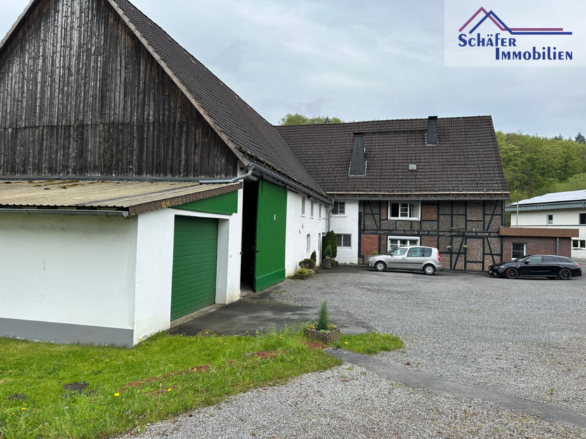 Haus zum Kaufen in Balve 450.000 € 180 m²