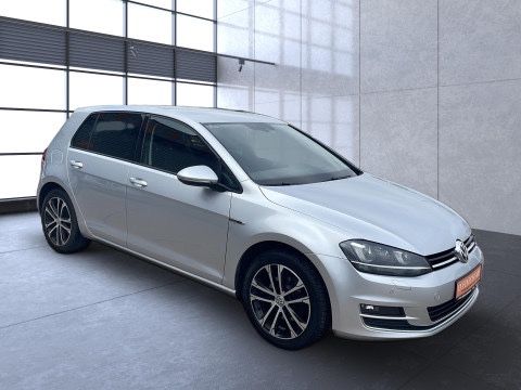 VW Golf 203.000 km 8.900 € Erfurt 99086