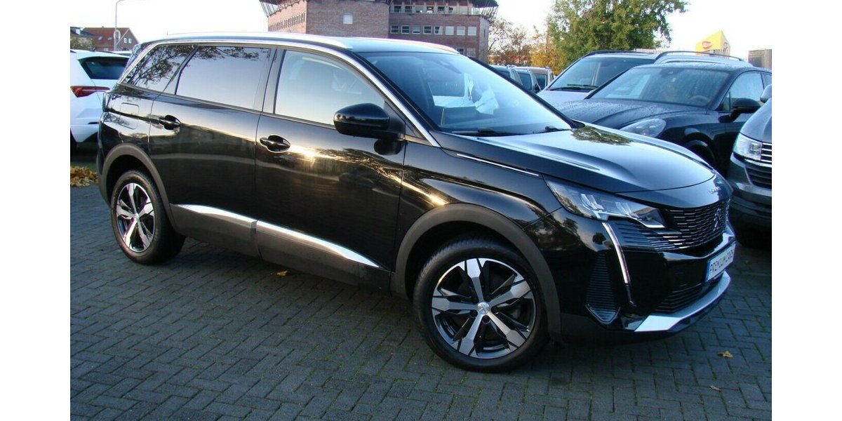 Peugeot 5008 1.2 PureTech130 Allure Pack 7-Sitzer 2WD LED 54.980 km 19.980 &euro; Falkensee 14612