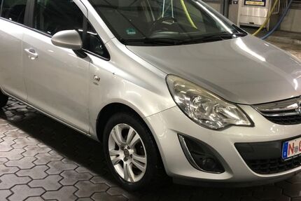 Opel Corsa 143.185 km 2.988 &euro; Nürnberg 90441