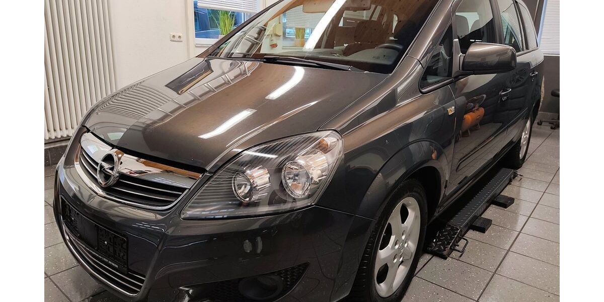 Opel Zafira 159.000 km 6.390 &euro; Hetzerath 54523