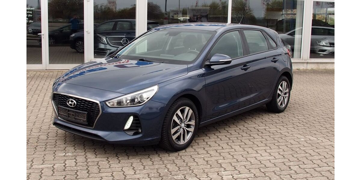 Hyundai i30 144.445 km 11.258 &euro; Pampow 19075